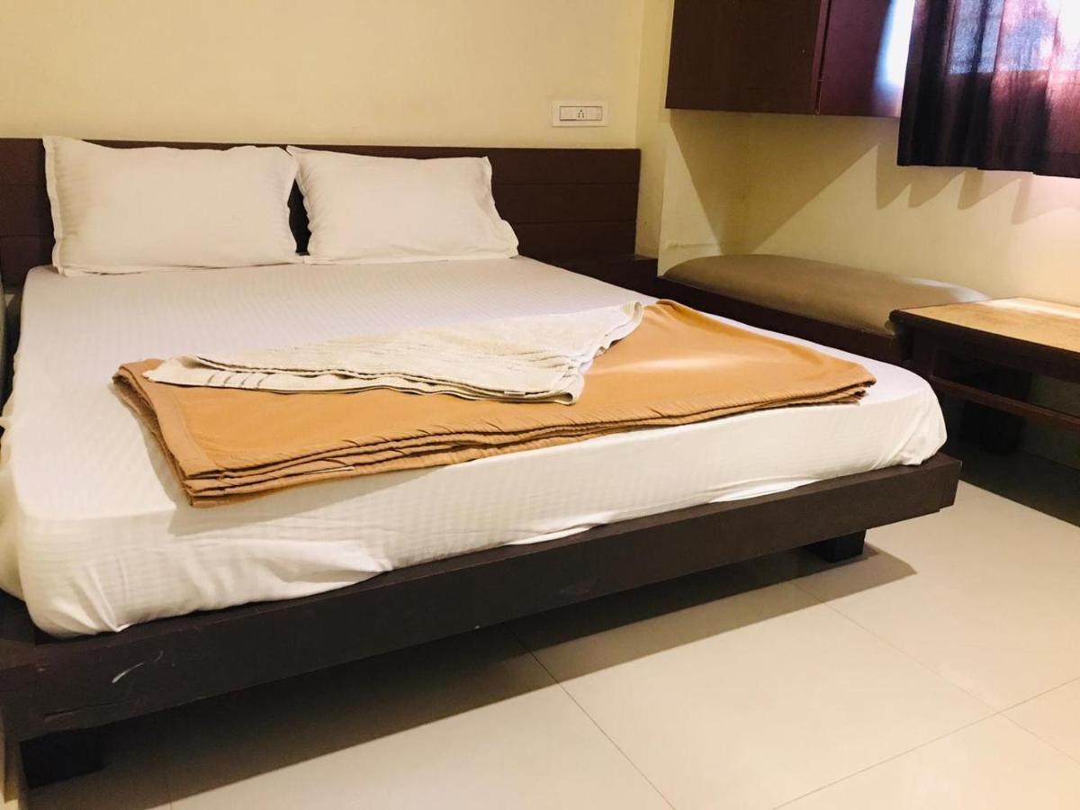 Staymaker Bright Palace Residency Shimoga Εξωτερικό φωτογραφία